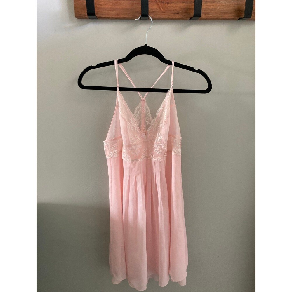 Victoria's Secret Baby Doll Light Pink Chemise Nightgown Large Like New